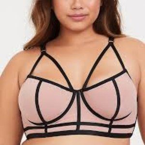 Torrid Curve Pink and Black Strappy mesh underwire bra Size 0 NWT